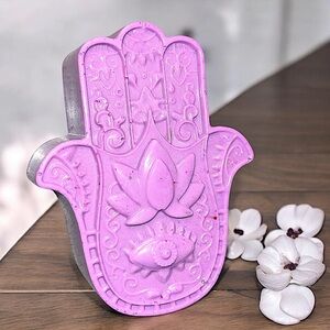 Lavender vanilla 3rd eye handmade soap 4x2inch 5oz REAL lavender